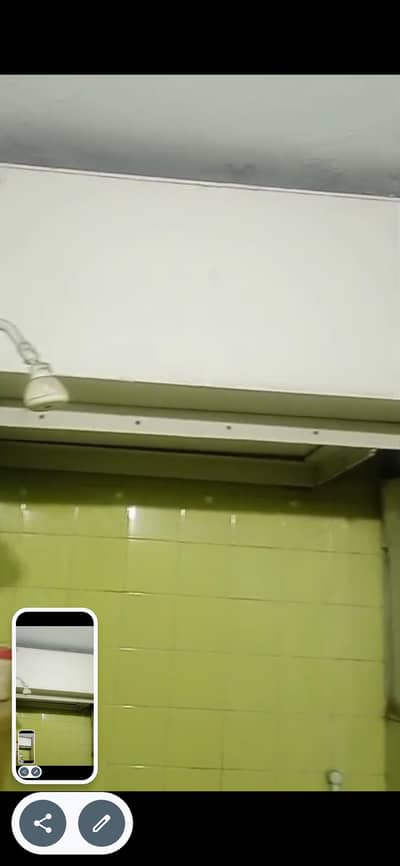 Pani ki tanki for sale lohay ki hai kahin sai laek nhi hai