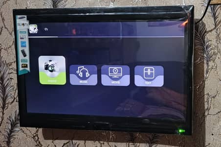 led tv 24 inch display brand new condition