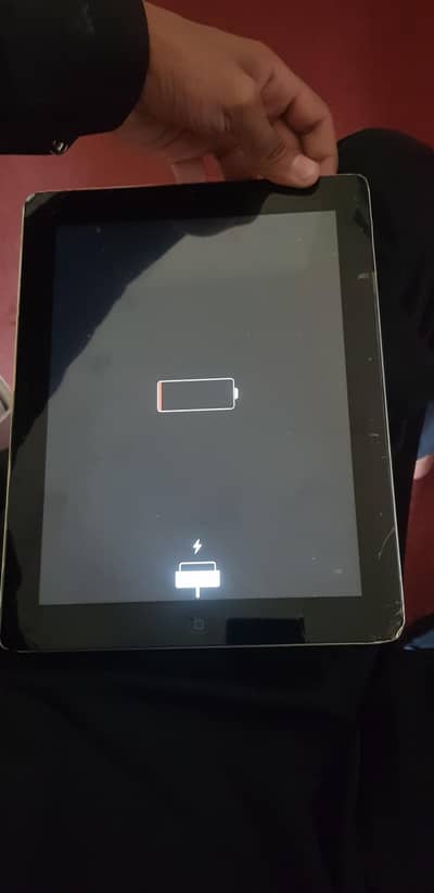 IPAD 3 FOR SALE, 16GB, ALL OKAY FACTORY UNLOCKED