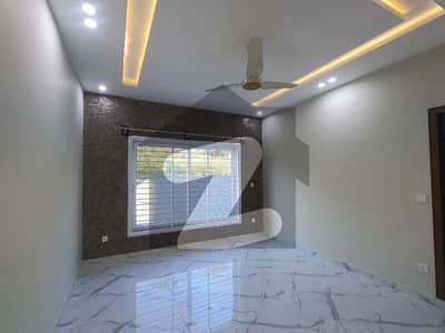 A 1 Kanal Upper Portion Located In D-12 Is Available For Rent