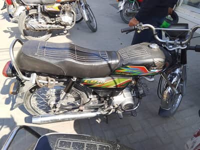 Honda CD 70 bike for sale black