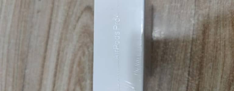 AIRPODS PRO 3 BOX PACKED