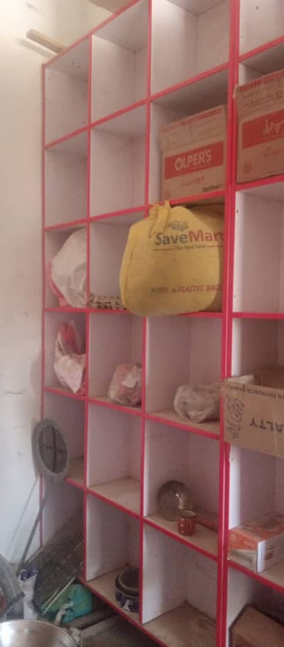 45000 only Good condition all sell 5 Rek and 1 front counter