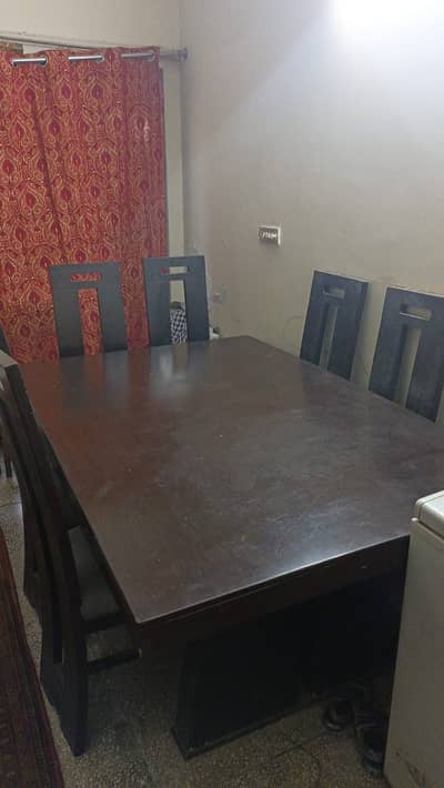 Dinning table with 6 chairs