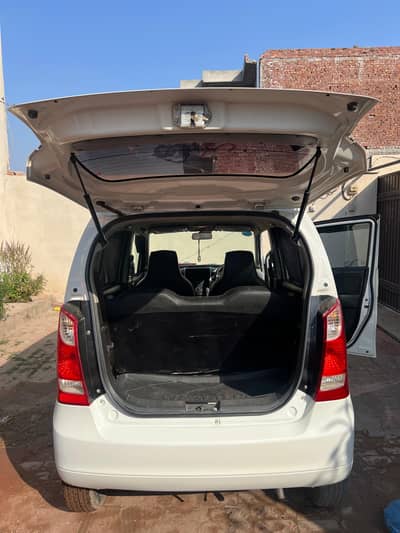 Suzuki Wagon R Available for Sale in Multan
