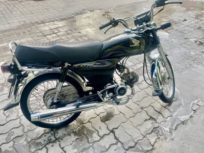 Honda cd70 Like new bike 2022-23