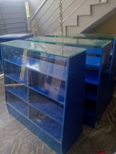 showcase bilkul new hai urgent sale