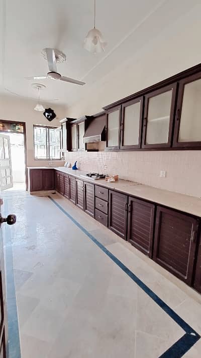 35x70 10 Marla Ground portion for Rent in G-13