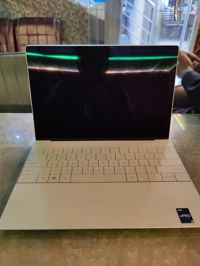 Dell XPS 9320 / i7 11th / i7 12th / Ultra thin laptop/ Business laptop