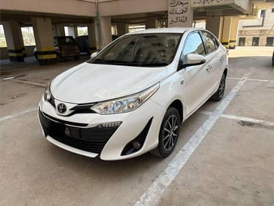 Toyota Yaris ATV X 1.5 (2021) push start full original Urgent sale