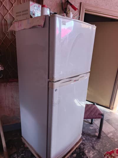 Dawlance Fridge for Sale including Stabilizer