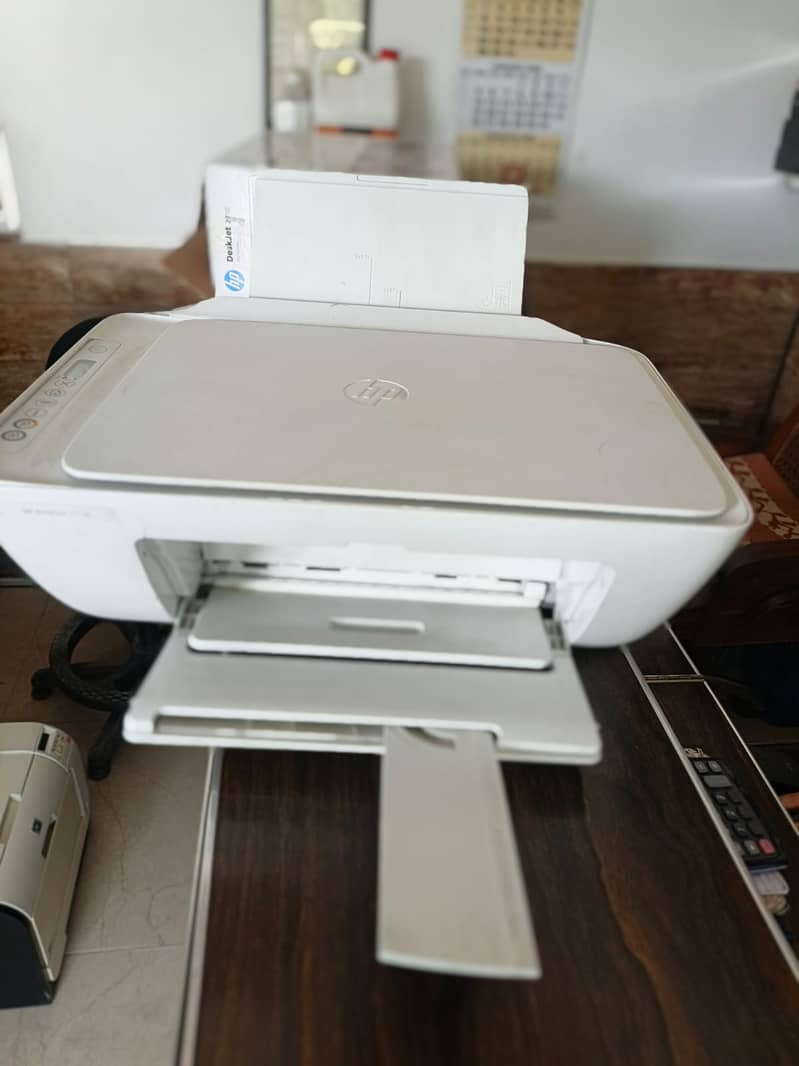 HP COLOUR PRINTER AND SCANNER 0