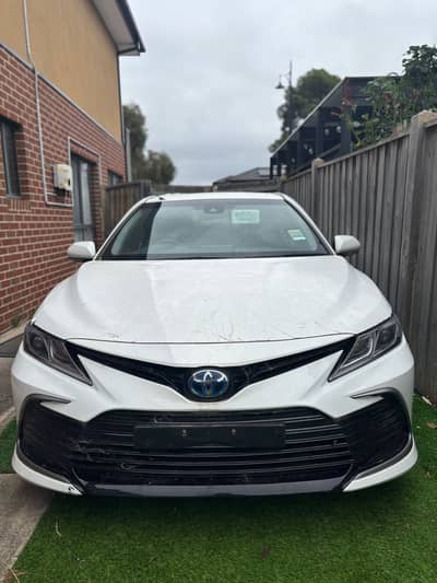 Toyota Camry hybrid 2023