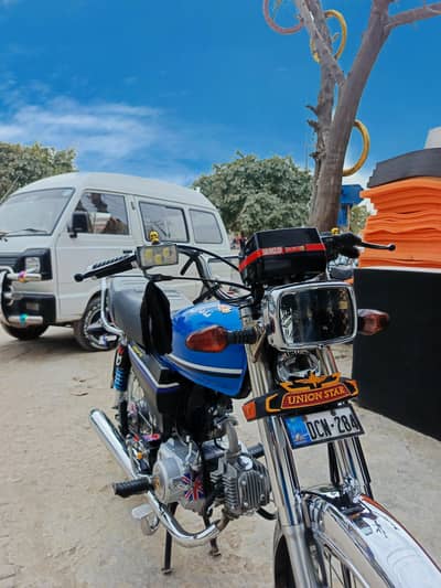 bike urgent sale he fast owner