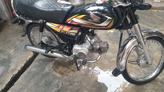 honda 70cc22model genuine all new bike urgent sale