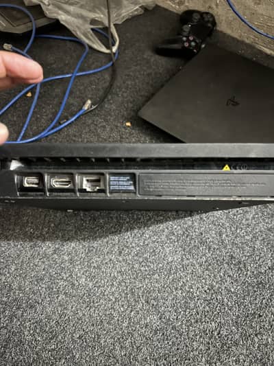 Ps4 mint condition never open or repaired