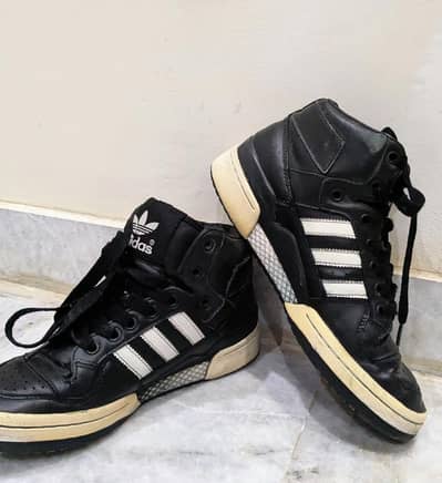 adidas orignal shoes