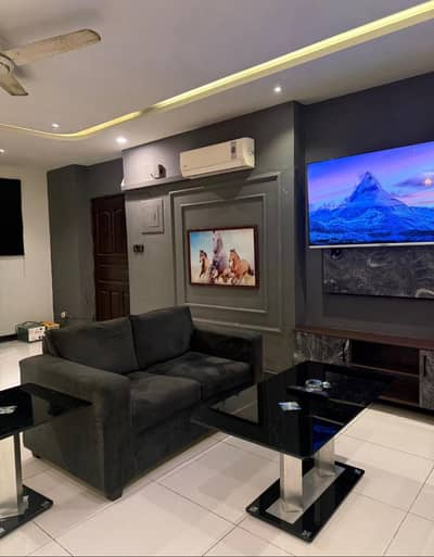 Per day one bedroom available for rent in e11 Islamabad