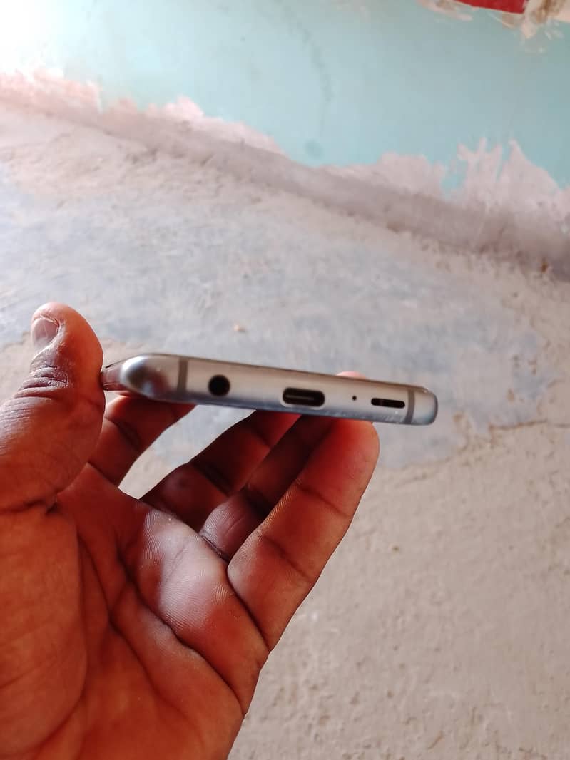 ارجنٹ سیل پیسوں کی ضرورت ہے 3