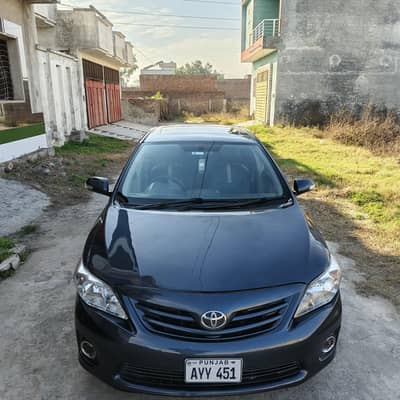Toyota Corolla Altis 1.8 SR sunroof automatic full option 2011 model