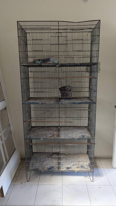 8 portion & 6 portion cage in good condition