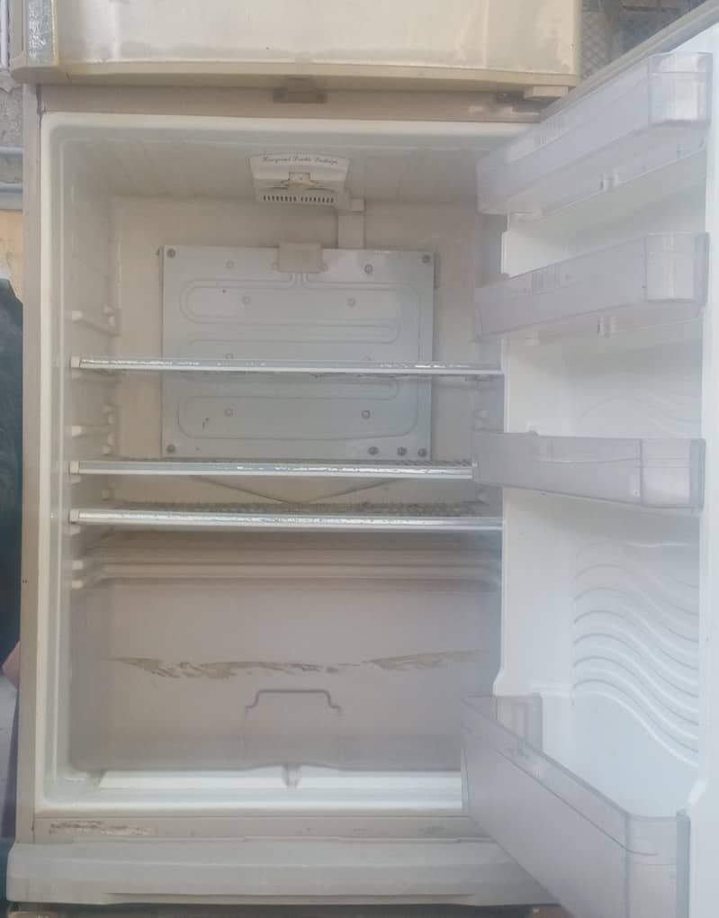 Dawlance fridge 5
