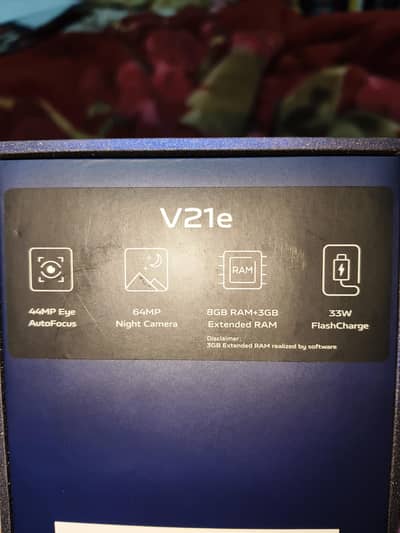 Vivo V21e, 128 GB, 8+8 GB Ram