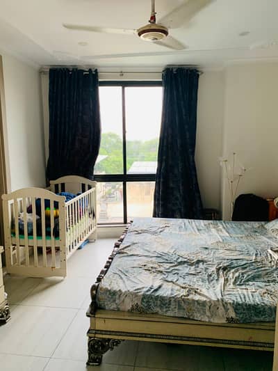 900 Sq. Ft Flat with 2 Bedrooms Attached Baths for Sale in Gulberg 3 Demand 2.50 Crore