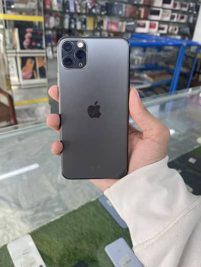 iPhone 11 Pro Max 256GB Non PTA – Excellent Condition