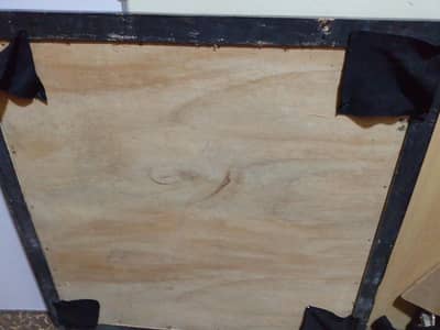 carrom board not used with all accessories and price can be down