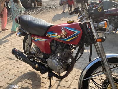 Documents All clear All ok bike biometric on the spot arjent sale