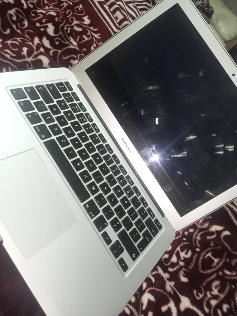 Mac book 1