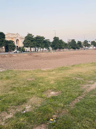 Reasonably-Priced On Excellent Location 10 Marla Residential Plot In Park View City - Orchard Block, Lahore Is Available As Of Now