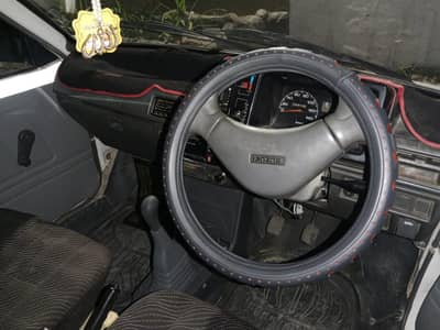 گھر کے استعمال کے لیے بالکل صاف ستھری گاڑی 8 ماڈل بالکل مناسب قیمت میں