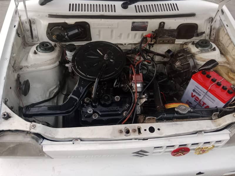 گھر کے استعمال کے لیے بالکل صاف ستھری گاڑی 8 ماڈل بالکل مناسب قیمت میں 2