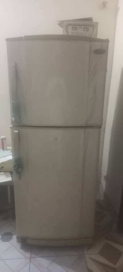 Dawlance fridge for sale