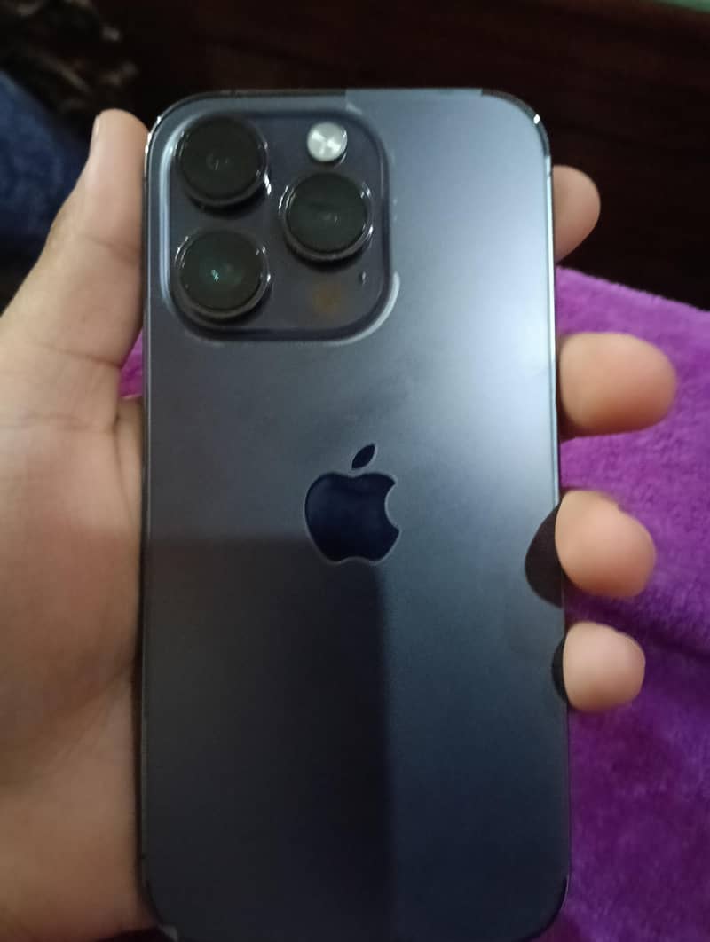 14 pro iphone 1