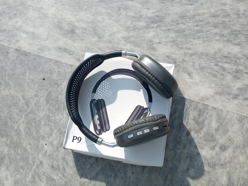 Bluetooth headphone 1