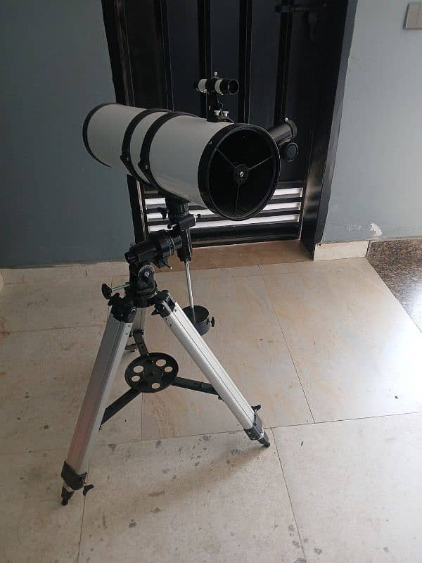 telescop. 4
