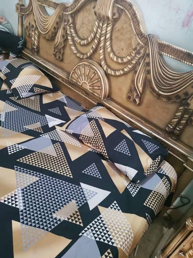 li8 golden in colour  4 pc