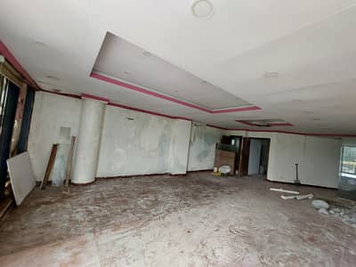 F-11 MARKAZ OFFICE SPACE 800 SQFT RENT 115000