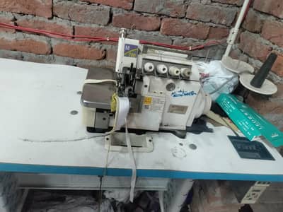 overlock machine