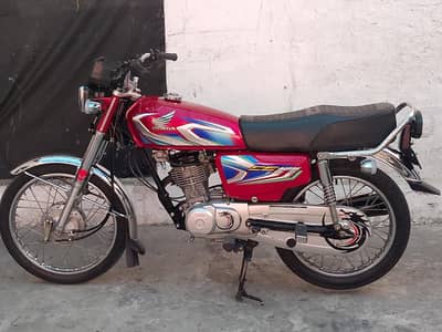 HONDA 125 NEW CONDITION