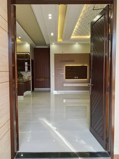 240 sqr yards ground plus one house available for sale