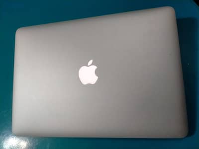 Apple MacBook Air 2015 13" Core i5 8GB RAM 128GB SSD  Excellent Cond