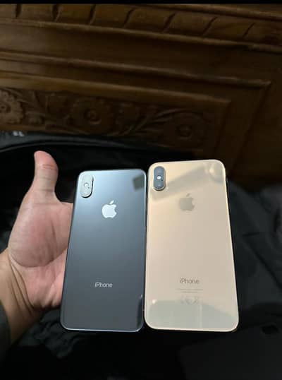 iphone xs black and gloden pta