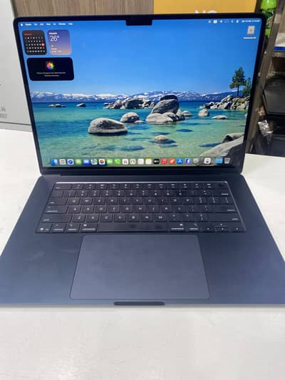 MacBook air m4 15inch