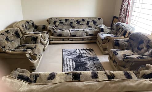 Sofa set 5/10 seater.