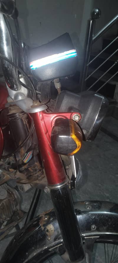 2018 model ha boht axhi condition ma ha original ha