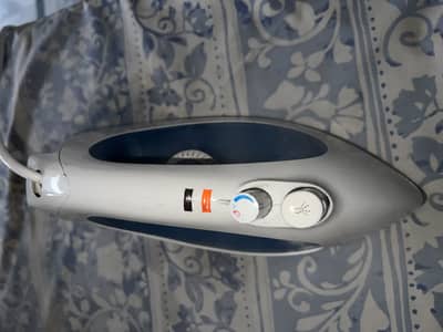 Black and decker iron